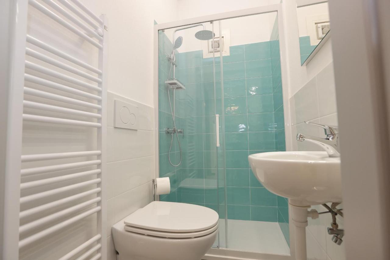 Adamaina - Sea View Apartment With Private Garage 东塞斯特里 外观 照片