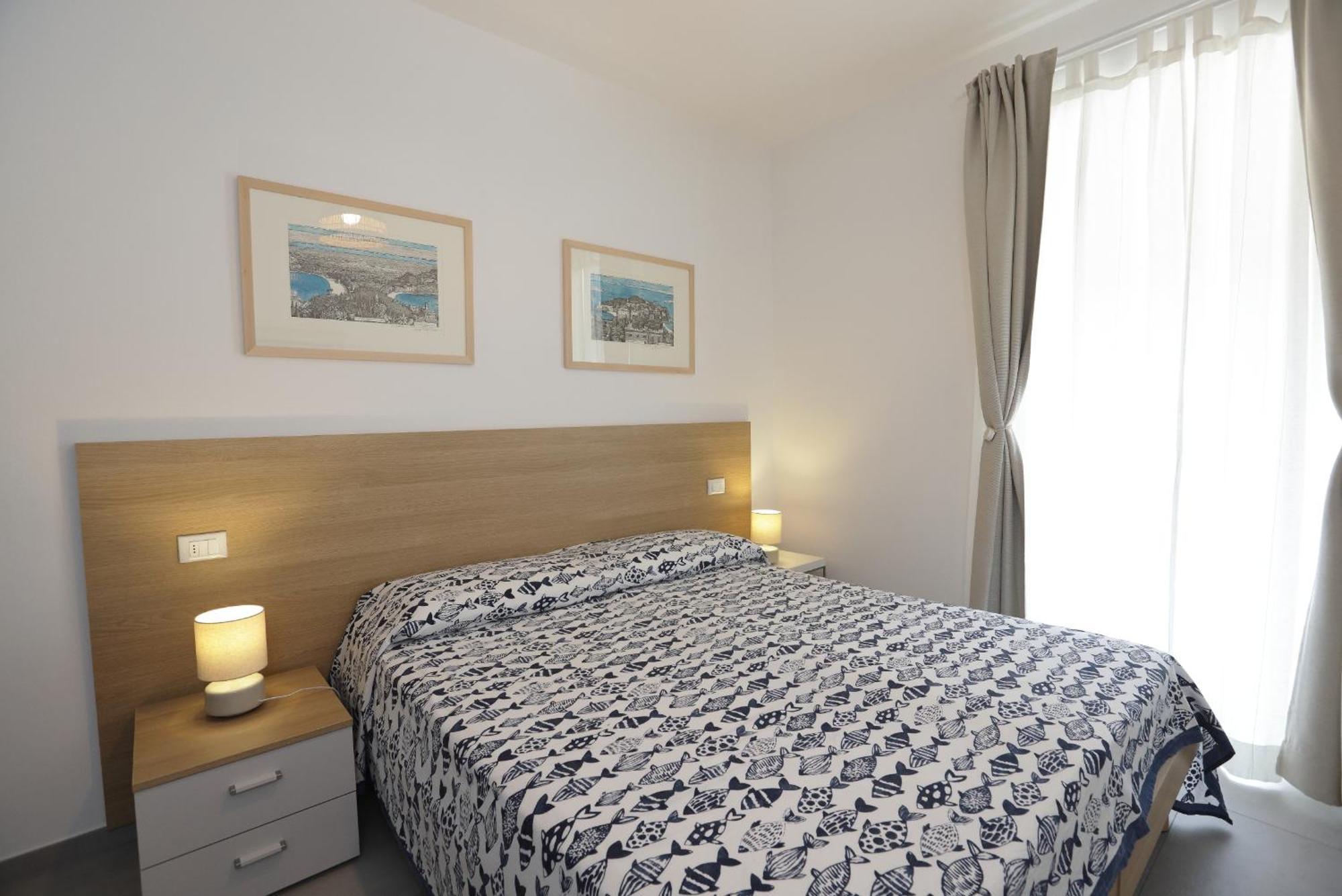 Adamaina - Sea View Apartment With Private Garage 东塞斯特里 外观 照片